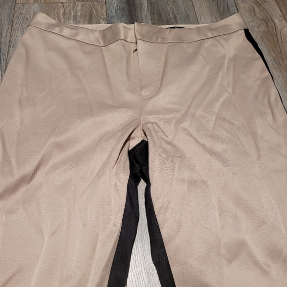 Womens slacks! - Picture 2 of 4